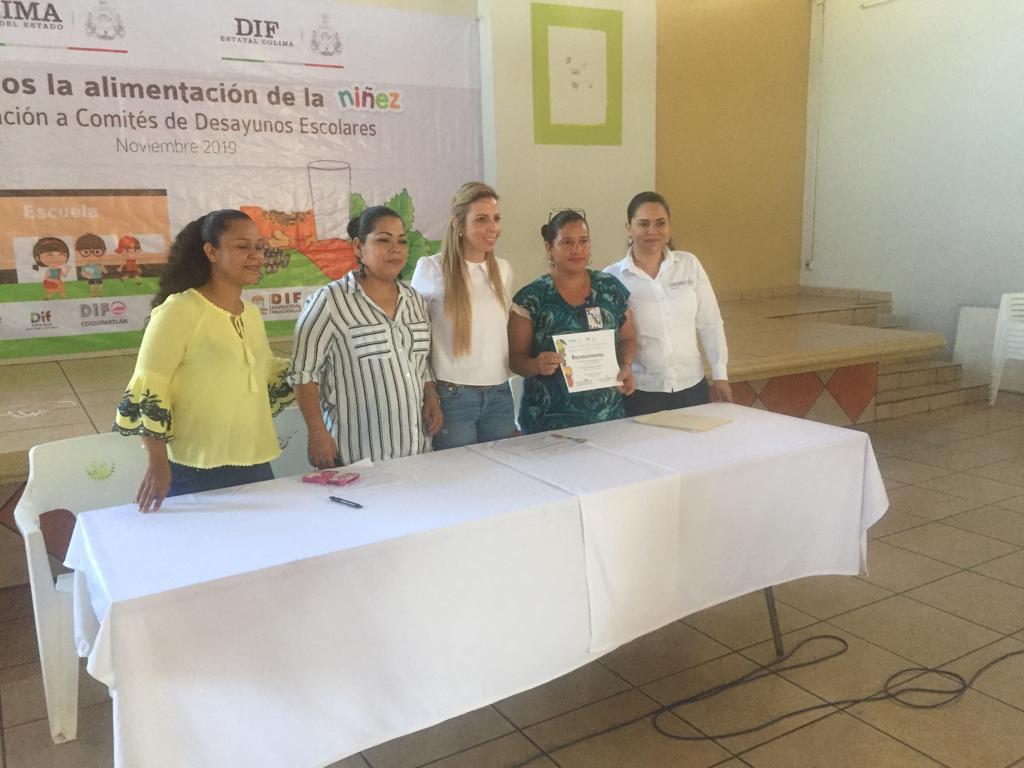 Llevan a cabo capacitación a comités de programa de desayunos escolares –  H. Ayuntamiento de Armería Colima |
